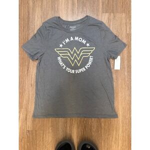 Wonder Woman Womens Gray I\'m A Mom What\'s Your Super Power Graphic T-Shirt M